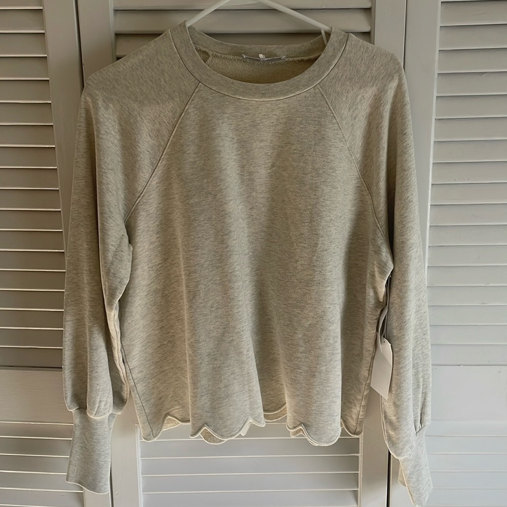 BNWT- Scalloped trim crew neck sweatshirt.
